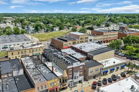 214 Main Street Woodstock IL 60098