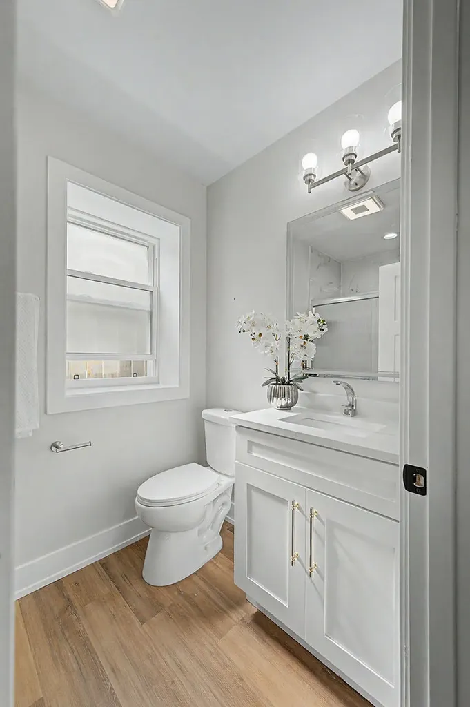 4931 West Ohio Street Chicago IL 60644