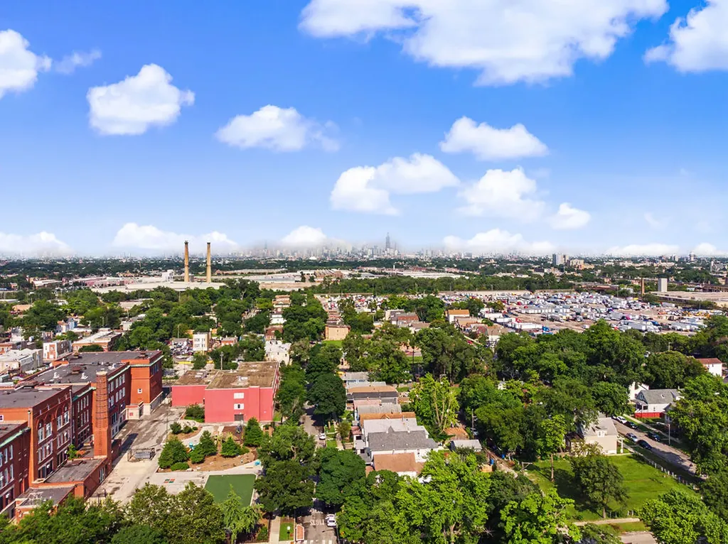 4931 West Ohio Street Chicago IL 60644