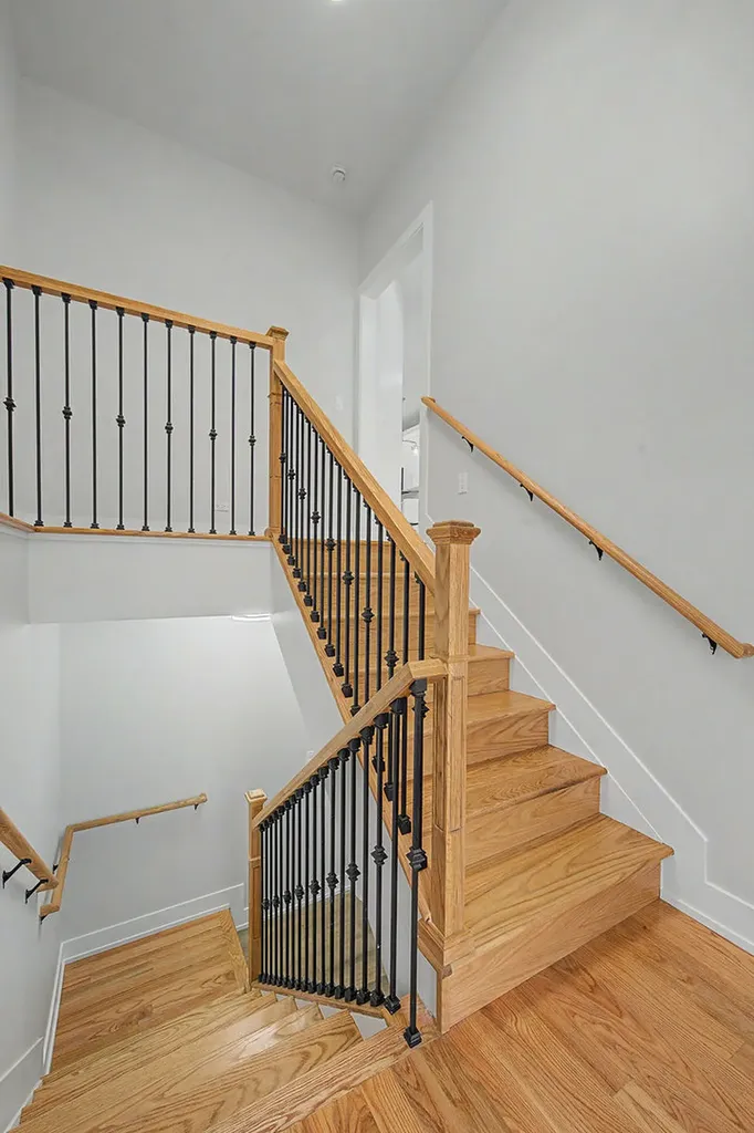4931 West Ohio Street Chicago IL 60644