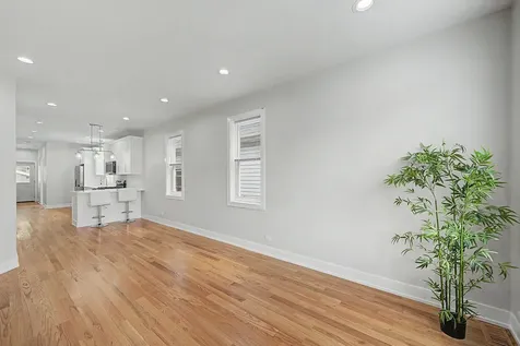 4931 West Ohio Street Chicago IL 60644