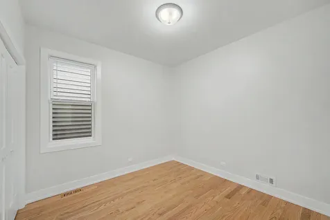 4931 West Ohio Street Chicago IL 60644