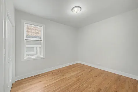 4931 West Ohio Street Chicago IL 60644
