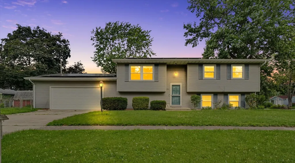 2401 Arden Drive Champaign IL 61821