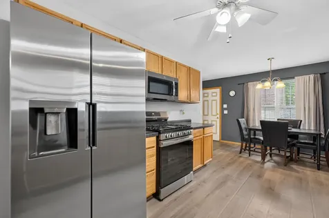 302 8TH Street Kirkland IL 60146