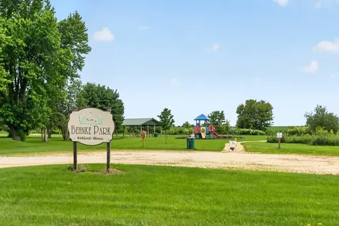 302 8TH Street Kirkland IL 60146
