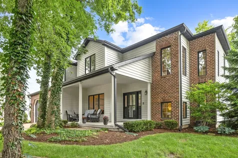 811 East Main Street Yorkville IL 60560
