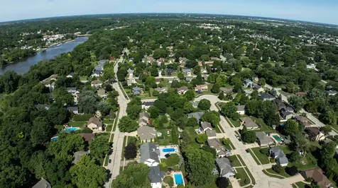 811 East Main Street Yorkville IL 60560