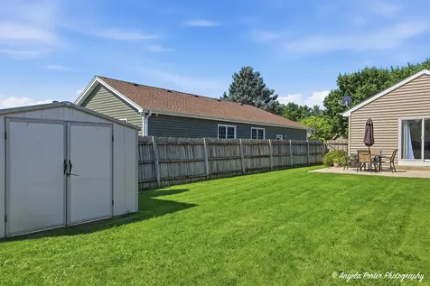 198 South Driftwood Trail Mchenry IL 60050