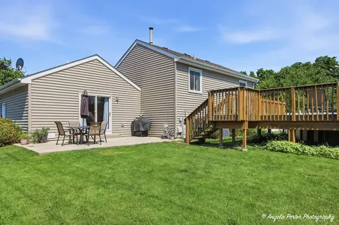 198 South Driftwood Trail Mchenry IL 60050