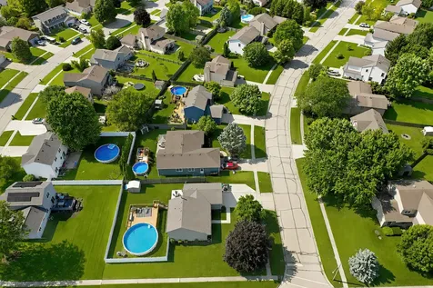 198 South Driftwood Trail Mchenry IL 60050
