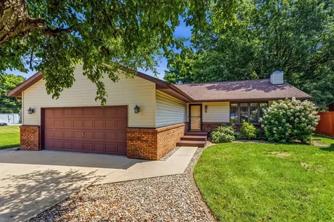 5 Southview Drive Sidney IL 61877