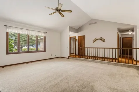 5 Southview Drive Sidney IL 61877