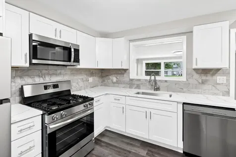10274 West Ford Avenue Beach Park IL 60099