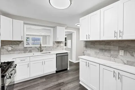 10274 West Ford Avenue Beach Park IL 60099