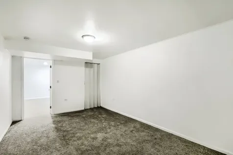 4132 Brentwood Lane Waukegan IL 60087