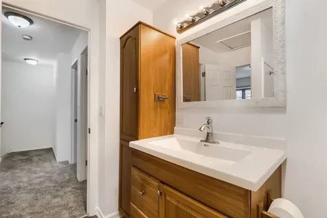 4132 Brentwood Lane Waukegan IL 60087