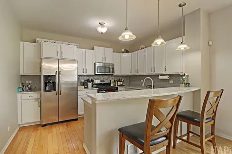 1721 Roger Road Woodstock IL 60098