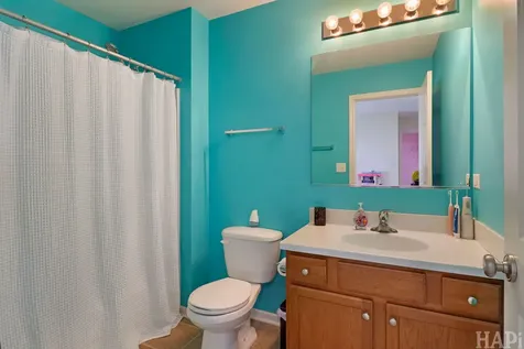 1721 Roger Road Woodstock IL 60098