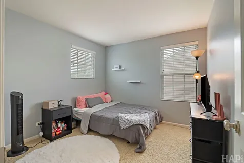 1721 Roger Road Woodstock IL 60098