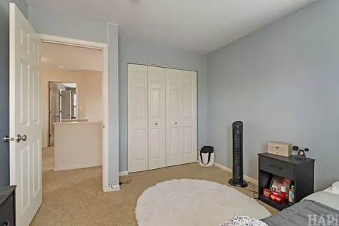 1721 Roger Road Woodstock IL 60098