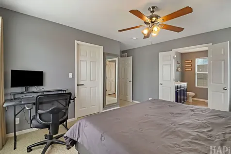 1721 Roger Road Woodstock IL 60098