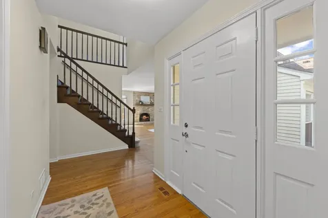 1969 Wexford Circle Wheaton IL 60189