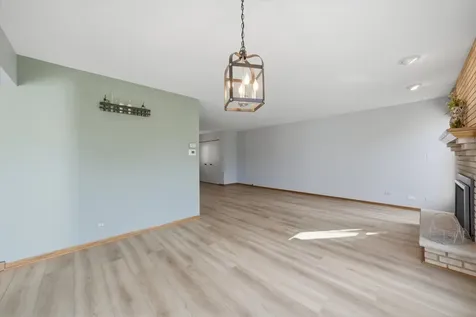 7770 Bristol Park Drive Tinley Park IL 60477