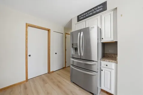 7770 Bristol Park Drive Tinley Park IL 60477