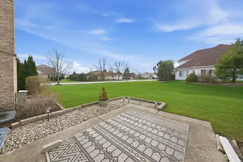 7770 Bristol Park Drive Tinley Park IL 60477