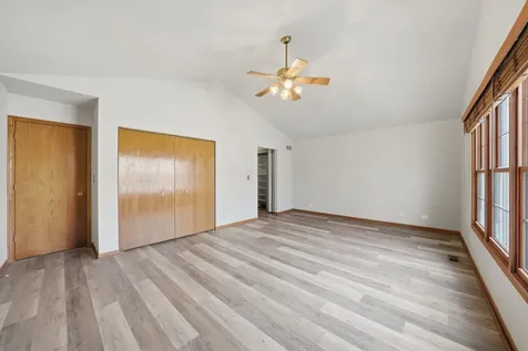7770 Bristol Park Drive Tinley Park IL 60477