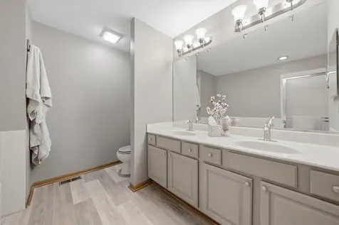 7770 Bristol Park Drive Tinley Park IL 60477