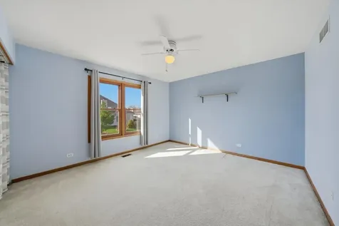 7770 Bristol Park Drive Tinley Park IL 60477