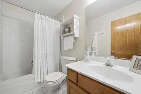 7770 Bristol Park Drive Tinley Park IL 60477