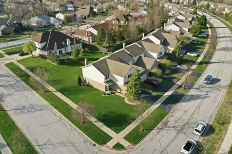 7770 Bristol Park Drive Tinley Park IL 60477