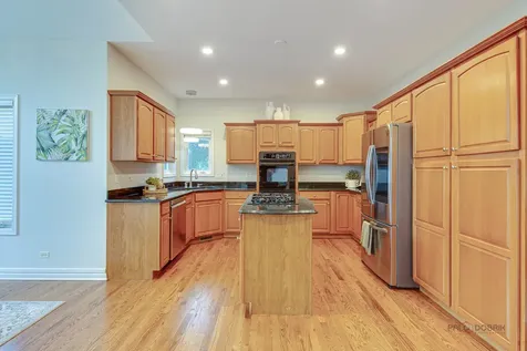 1156 Wheatland Court Yorkville IL 60560
