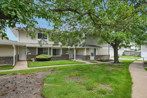 1435 Bear Flag Drive Hanover Park IL 60133