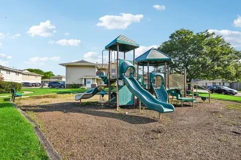 1435 Bear Flag Drive Hanover Park IL 60133