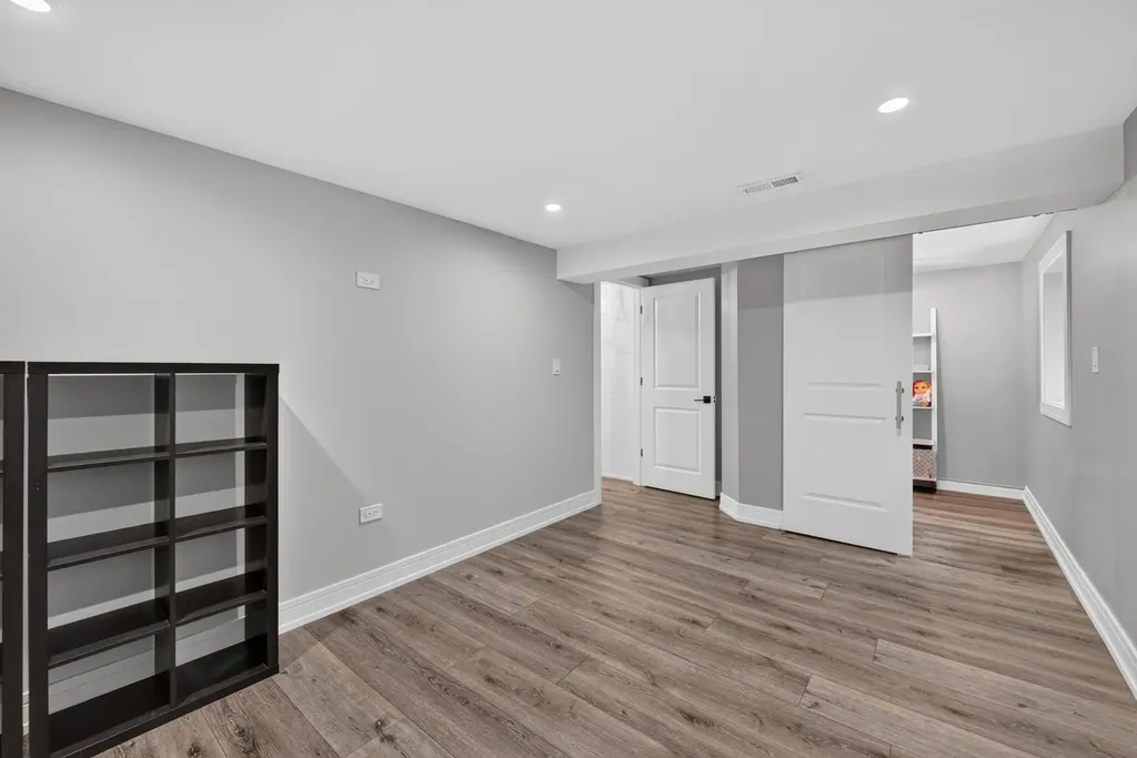 511 Wingate Drive Schaumburg IL 60193