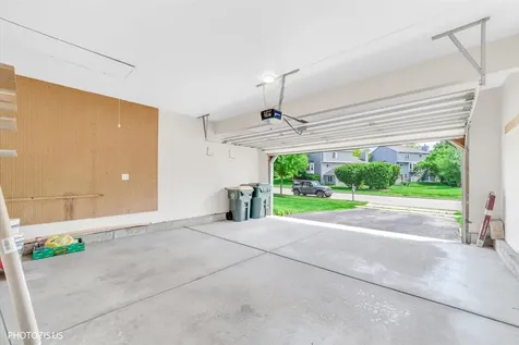 1906 Armwood Lane Mundelein IL 60060