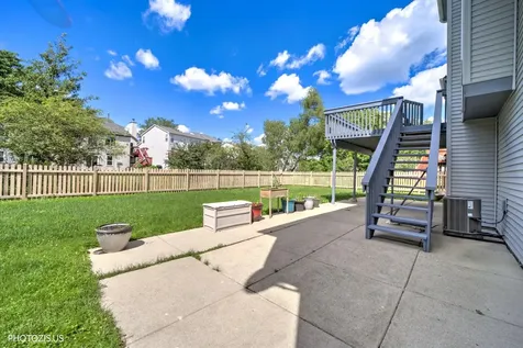 1906 Armwood Lane Mundelein IL 60060
