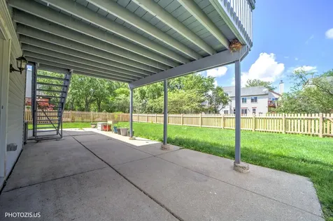1906 Armwood Lane Mundelein IL 60060
