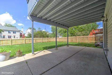 1906 Armwood Lane Mundelein IL 60060