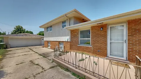 9224 Melvina Avenue Oak Lawn IL 60453