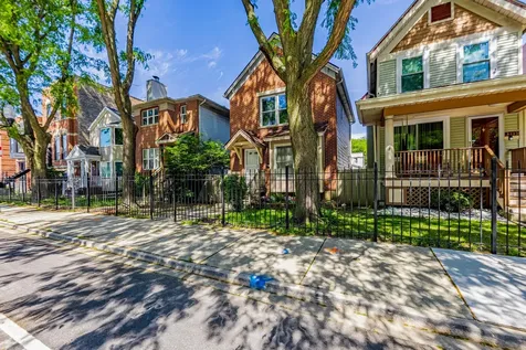 3413 South Indiana Avenue Chicago IL 60616