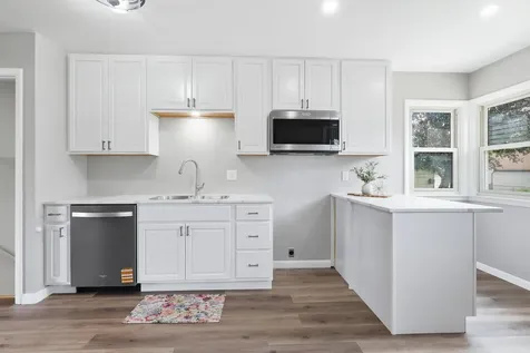 2528 28TH Street Moline IL 61265