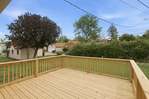 2528 28TH Street Moline IL 61265