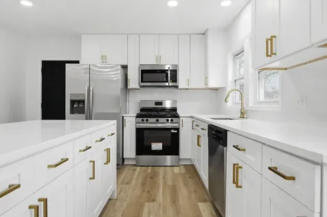 2000 Maple Avenue Downers Grove IL 60515