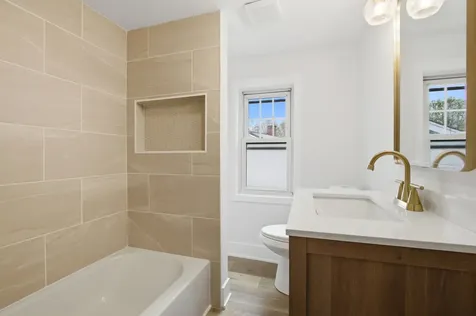 2000 Maple Avenue Downers Grove IL 60515