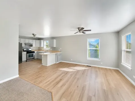 1712 11TH Street Waukegan IL 60085